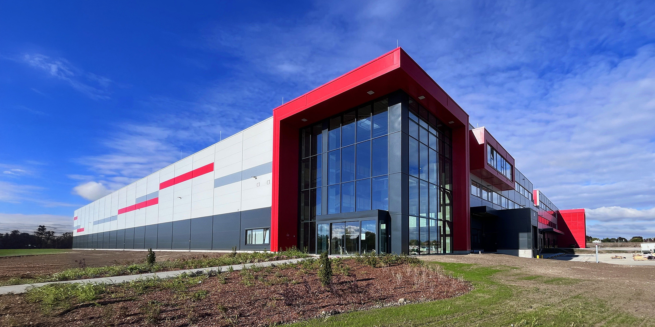 Logisztikai raktrcsarnok